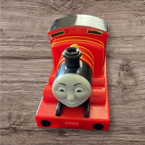 Thomas the Train James Limited #5 Pull Back and Go Gullane Mattel 2009 Red - Picture 2 of 9